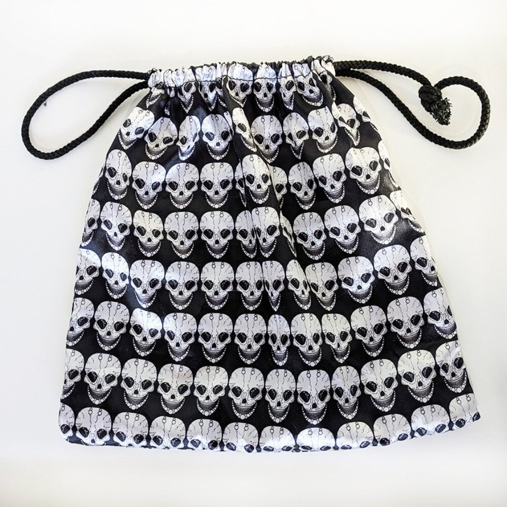 Thomas Wylde Skull Printed Dust Bag 11" (H) x 11.5" (W)